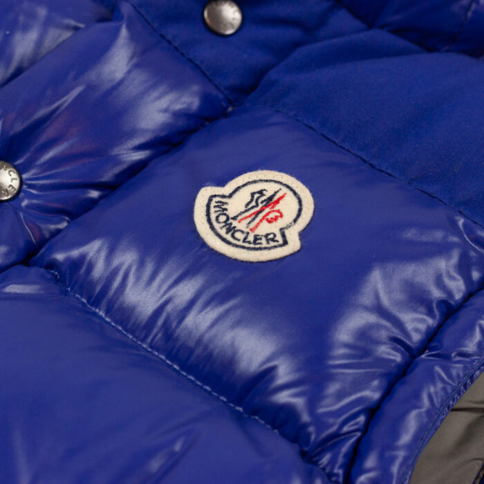 Moncler blaue Daunenweste