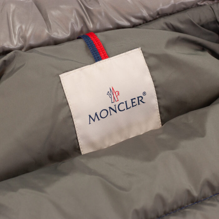 Moncler blaue Daunenweste