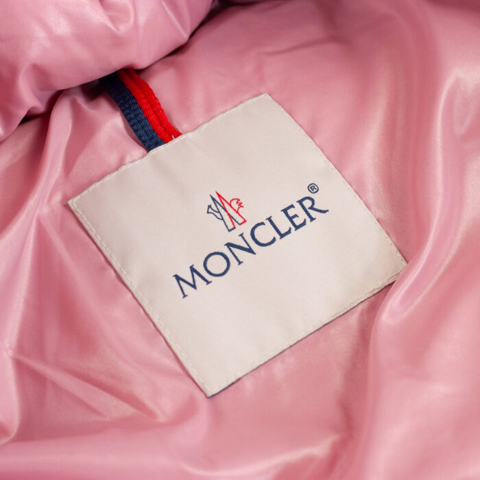 Moncler rote Daunenjacke