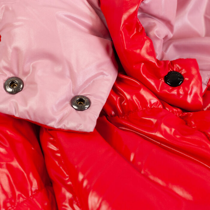 Moncler rote Daunenjacke