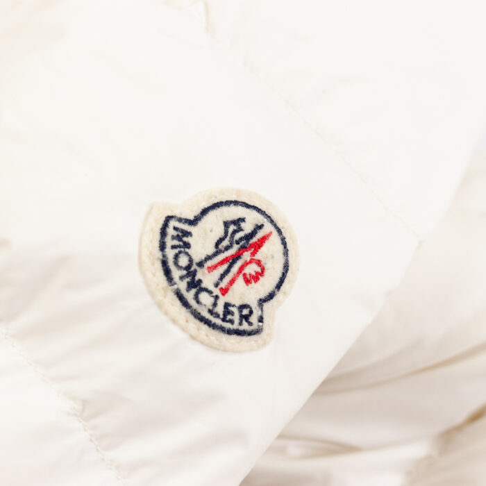 Moncler weiße Daunenjacke