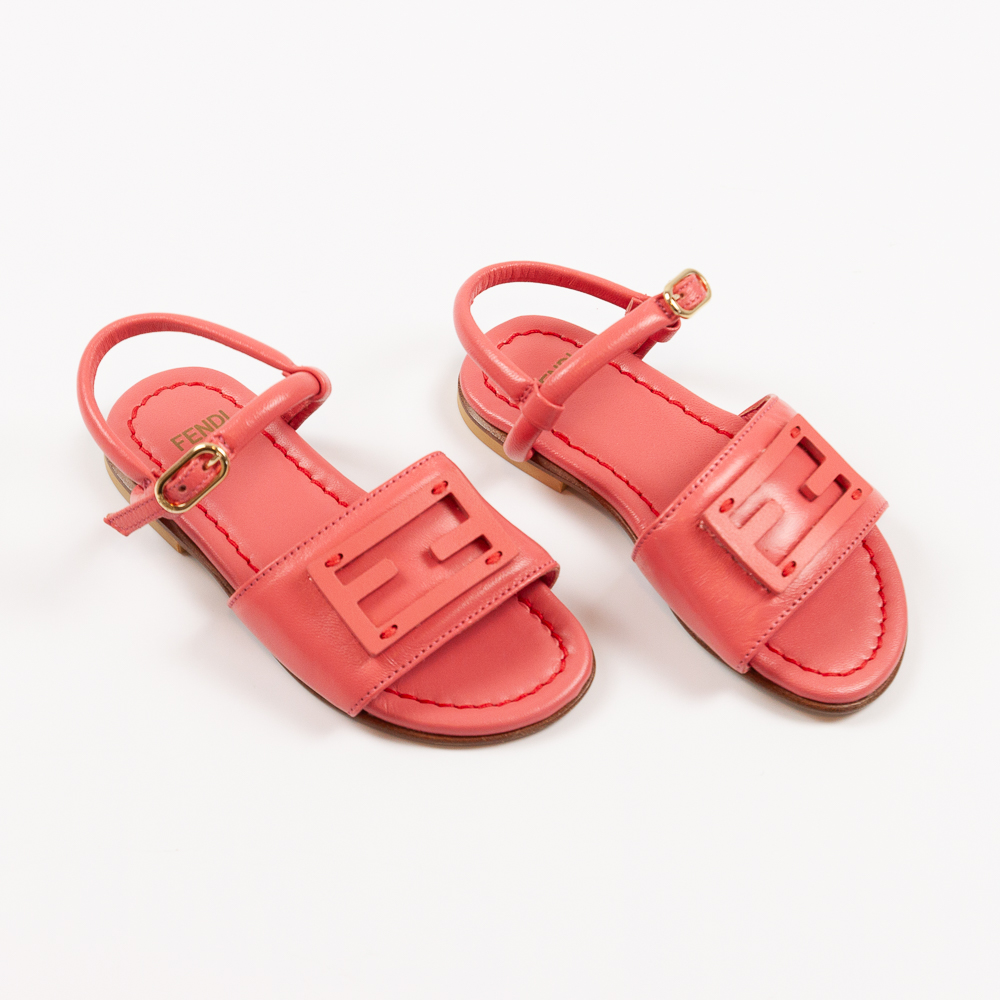 Fendi Sandalen