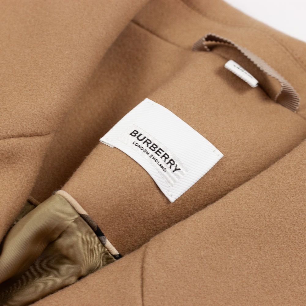 Burberry Mantel