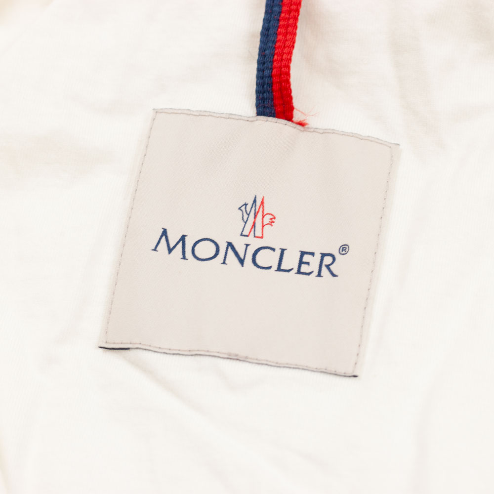 Moncler dünne Jacke